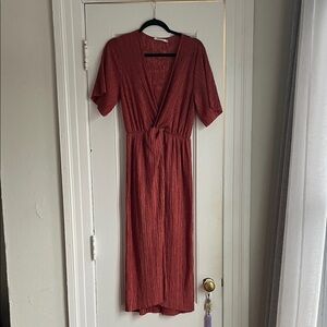 Mauvey Rust Colored Midi Dress